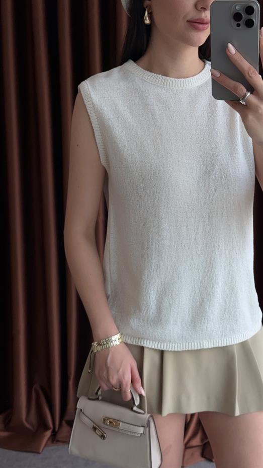 Sıfır Kol Beyaz Triko