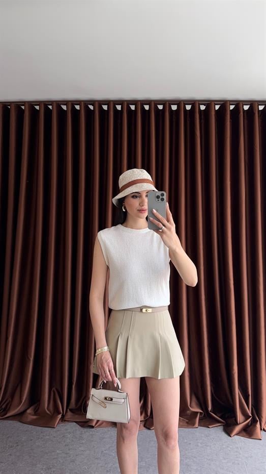 Sıfır Kol Beyaz Triko