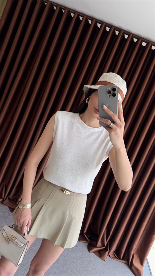 Sıfır Kol Beyaz Triko