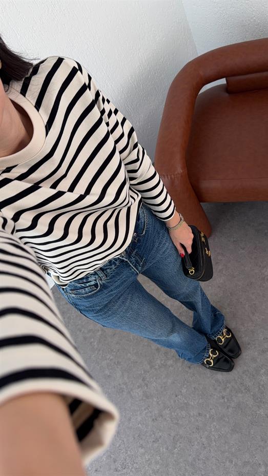 Siyah Çizgili Basic Sweat