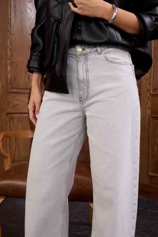 Siyah Çizgili Gri Straight Jean