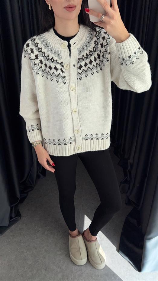 Siyah Desenli Hırka