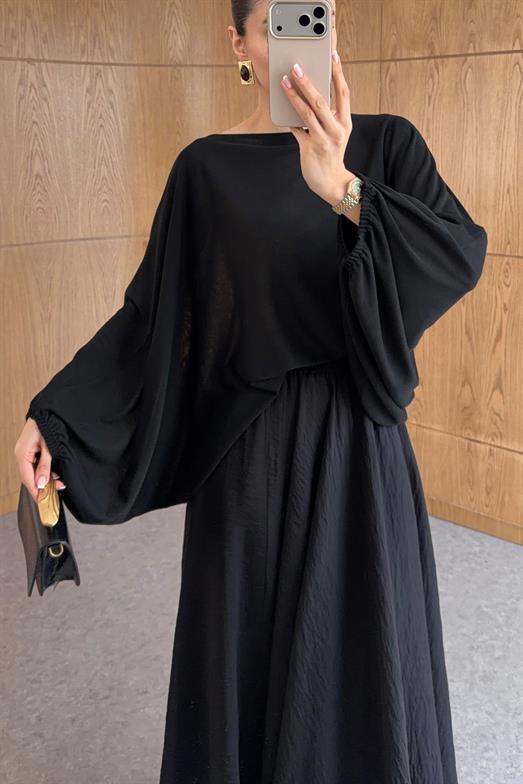 Siyah Kayık Yaka Salaş Bluz