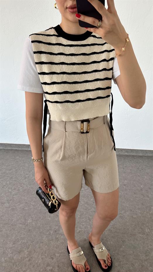 Tensel Kemerli Krem Şort