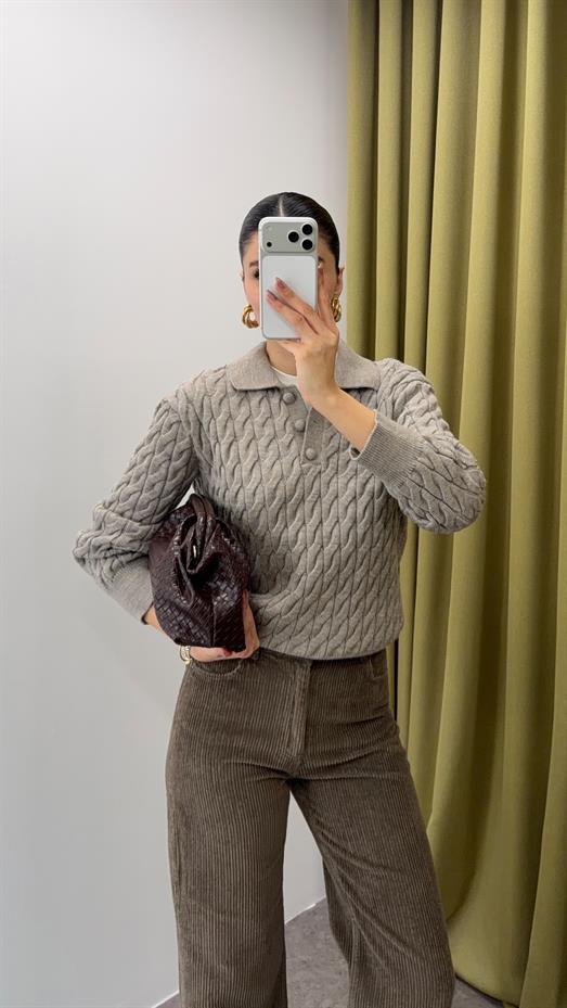 Uzun Kollu Taş Örgü Triko