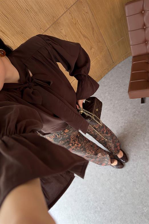 V Yaka Boyun Bağlamalı Kahve Bluz