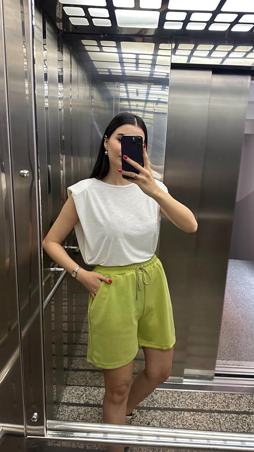 Vatkalı Beyaz Basic Tshirt