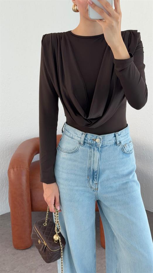 Vatkalı Dökümlü Acı Kahve Bluz