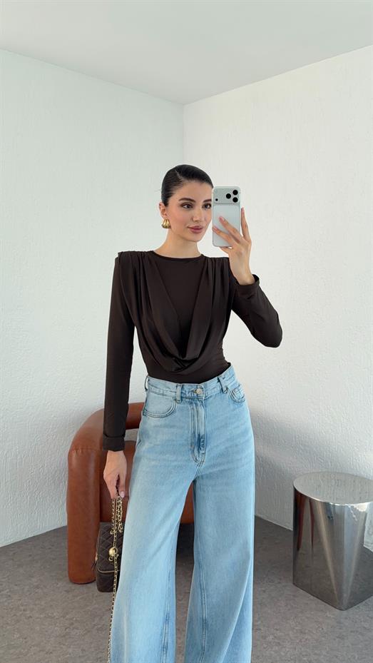 Vatkalı Dökümlü Acı Kahve Bluz