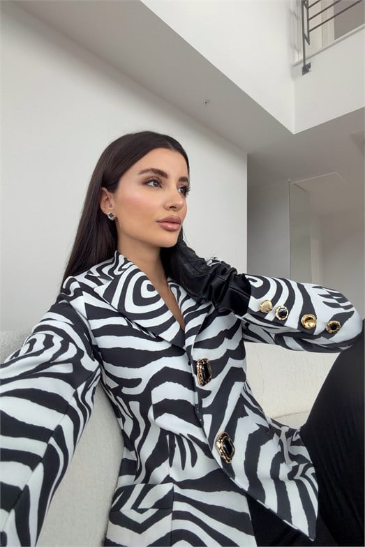 Vatkalı Zebra Desen Ceket