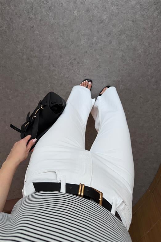 Wide Leg Kesik Paça Siyah Kemerli Beyaz Jean