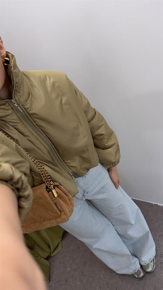 Yağ Yeşili Hafif Mont