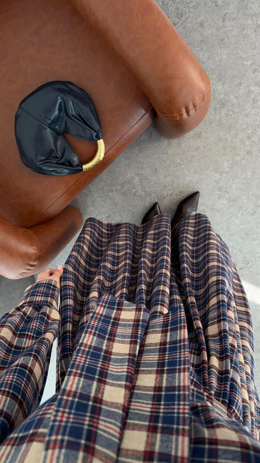 Yaka Fiyonklu Mavi Ekoseli Elbise