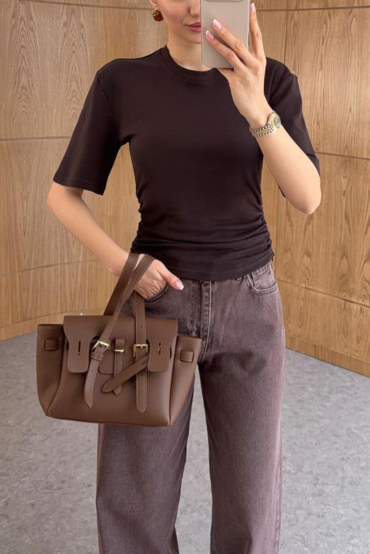 Yanları Büzgülü Kahve Bluz