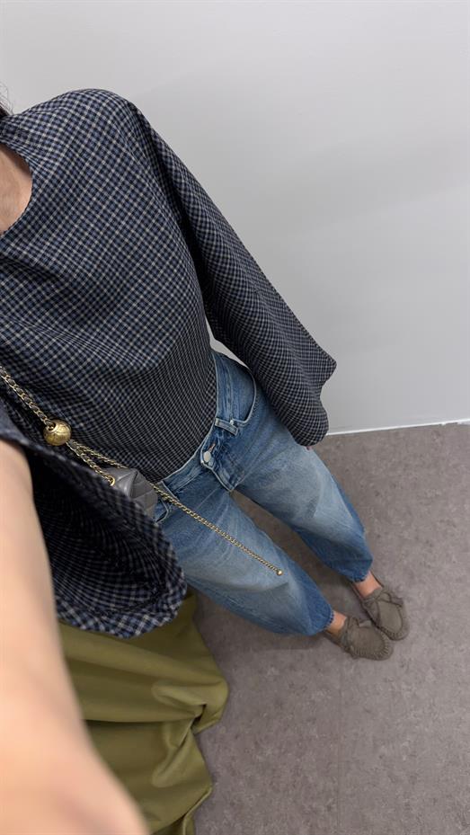 Yarasa Kollu Lacivert Bluz