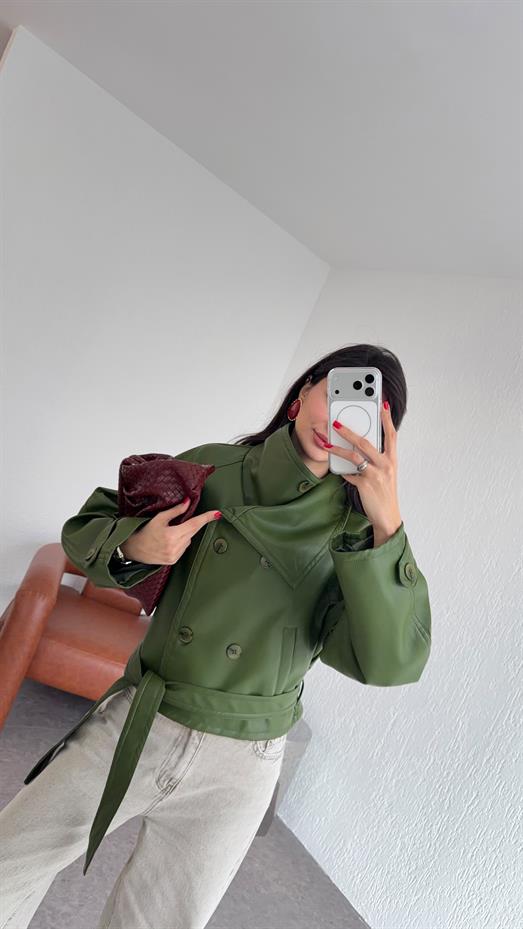 Yeşil Deri Ceket(11 Kasımda Kargolanacaktır,Ön Sipariştir.)