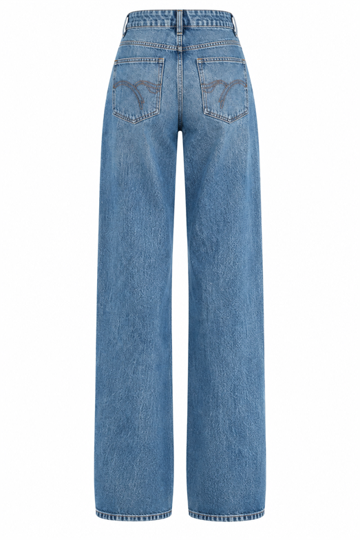 Yıkamalı Mavi Cep Nakışlı Straight Fit Jean