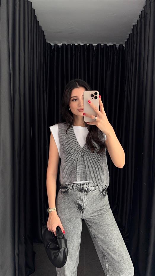 Yıkamalı Tshirtlü Süveter