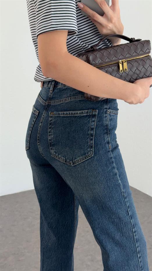 Yüksek Bel Yıkamalı Koyu Mavi Momfit Jean