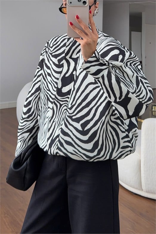 Zebra Bomber Mont