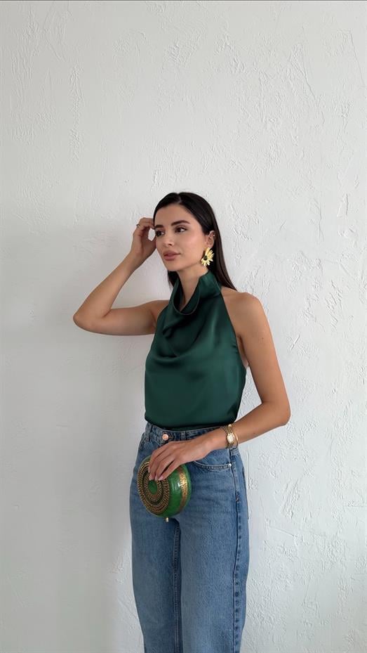 Zümrüt Yeşili Saten Bluz