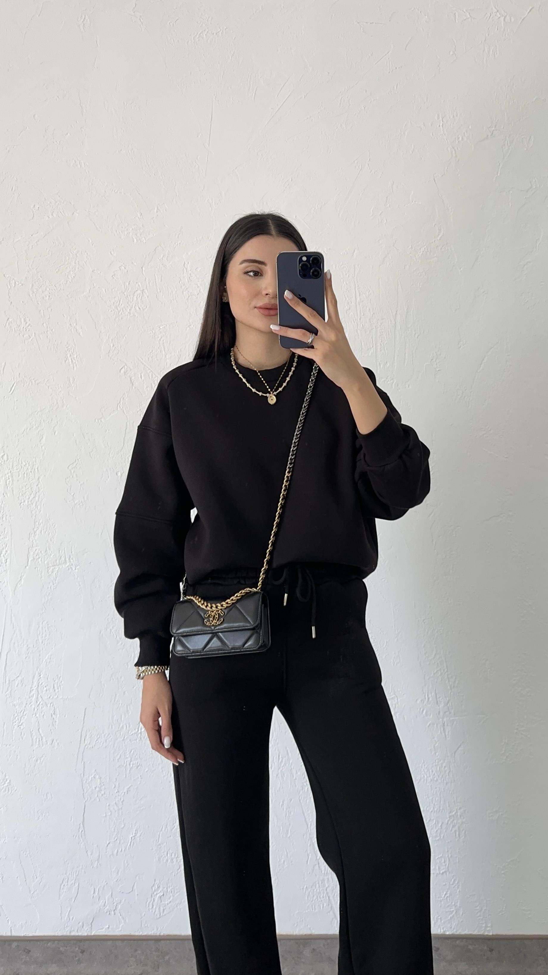 3 İplik Kol Dikişli Siyah Basic Sweat