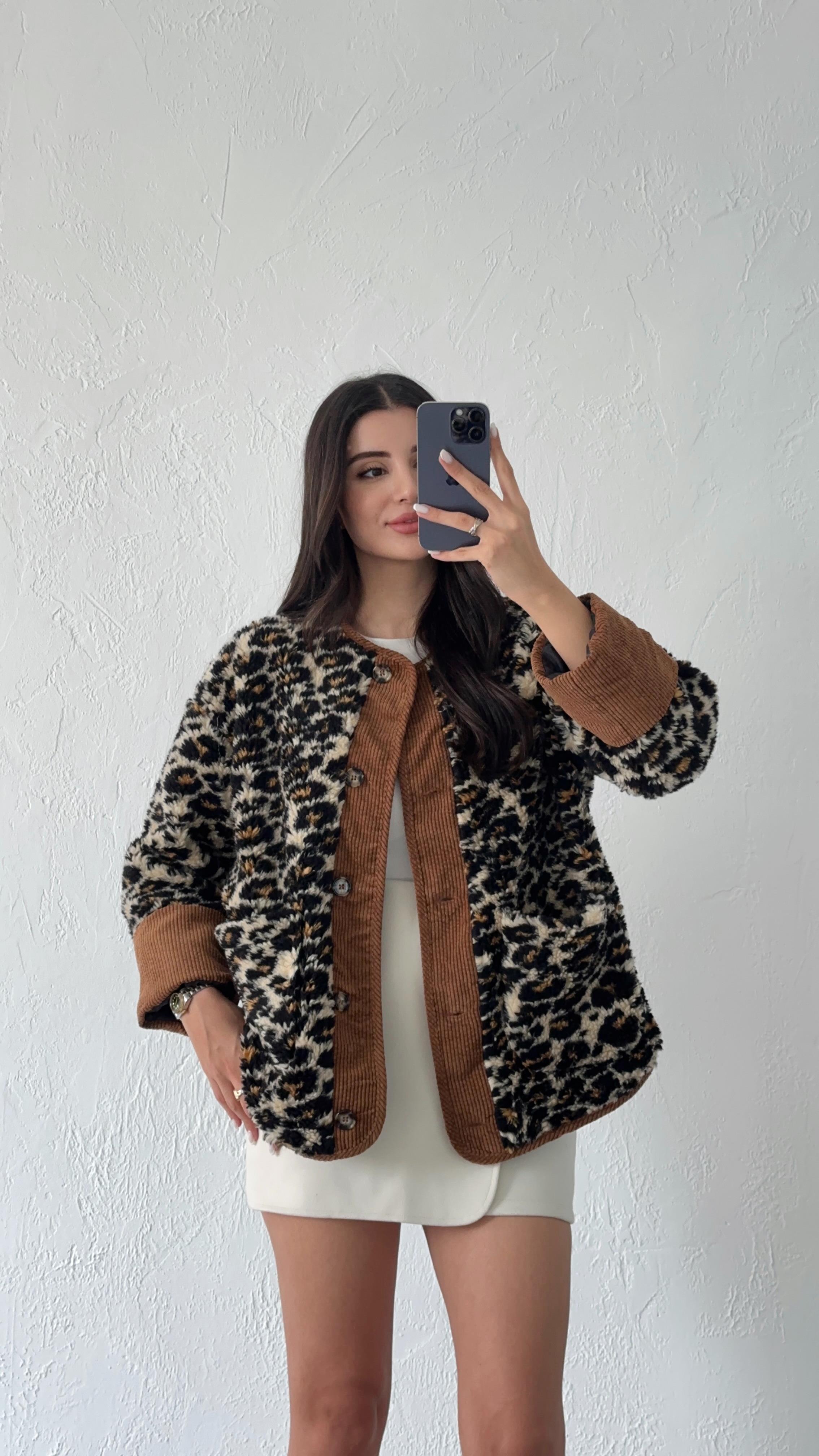 Astarlı Leopar Ceket
