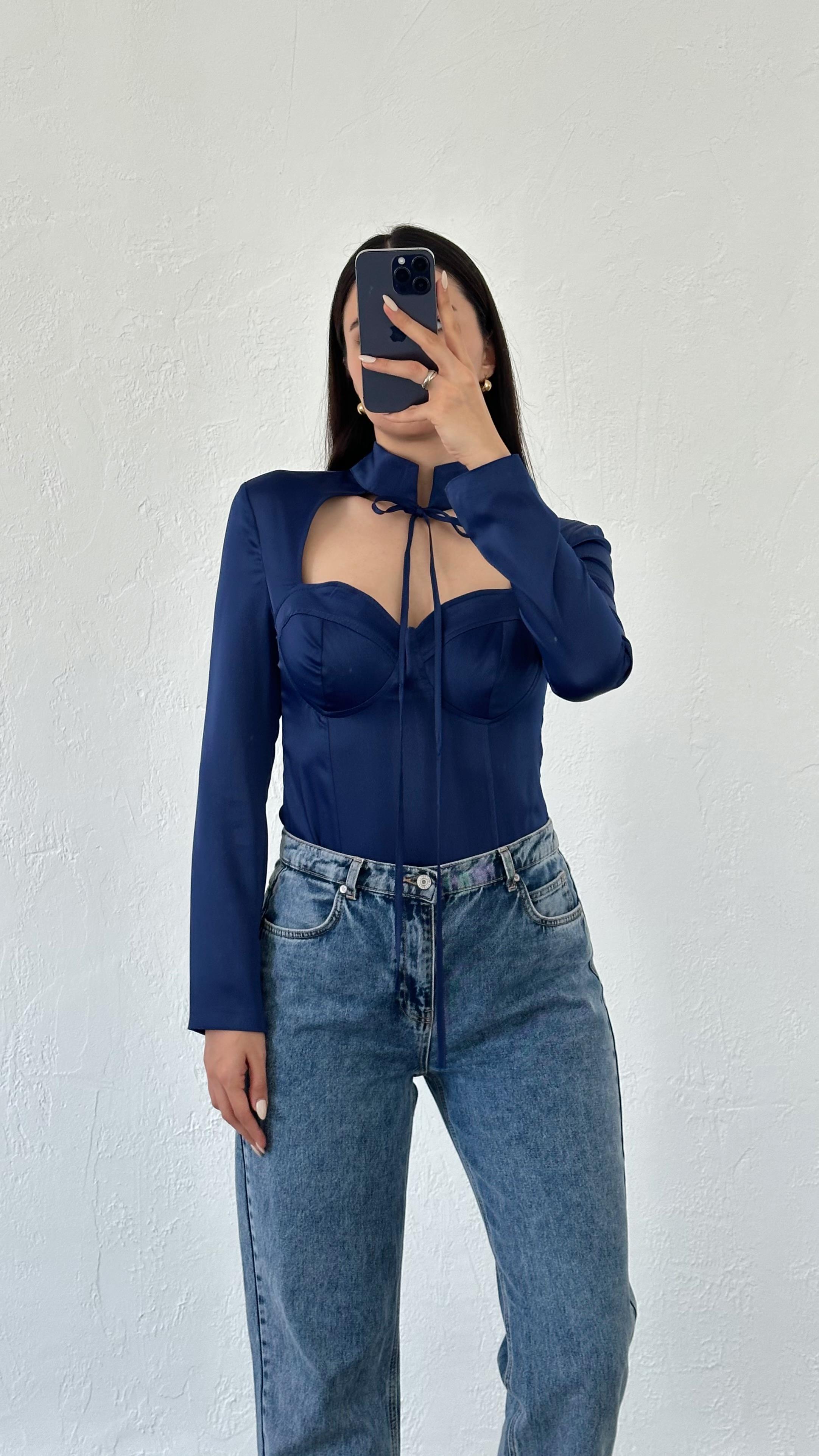 Bağlamalı Lacivert Saten Bluz