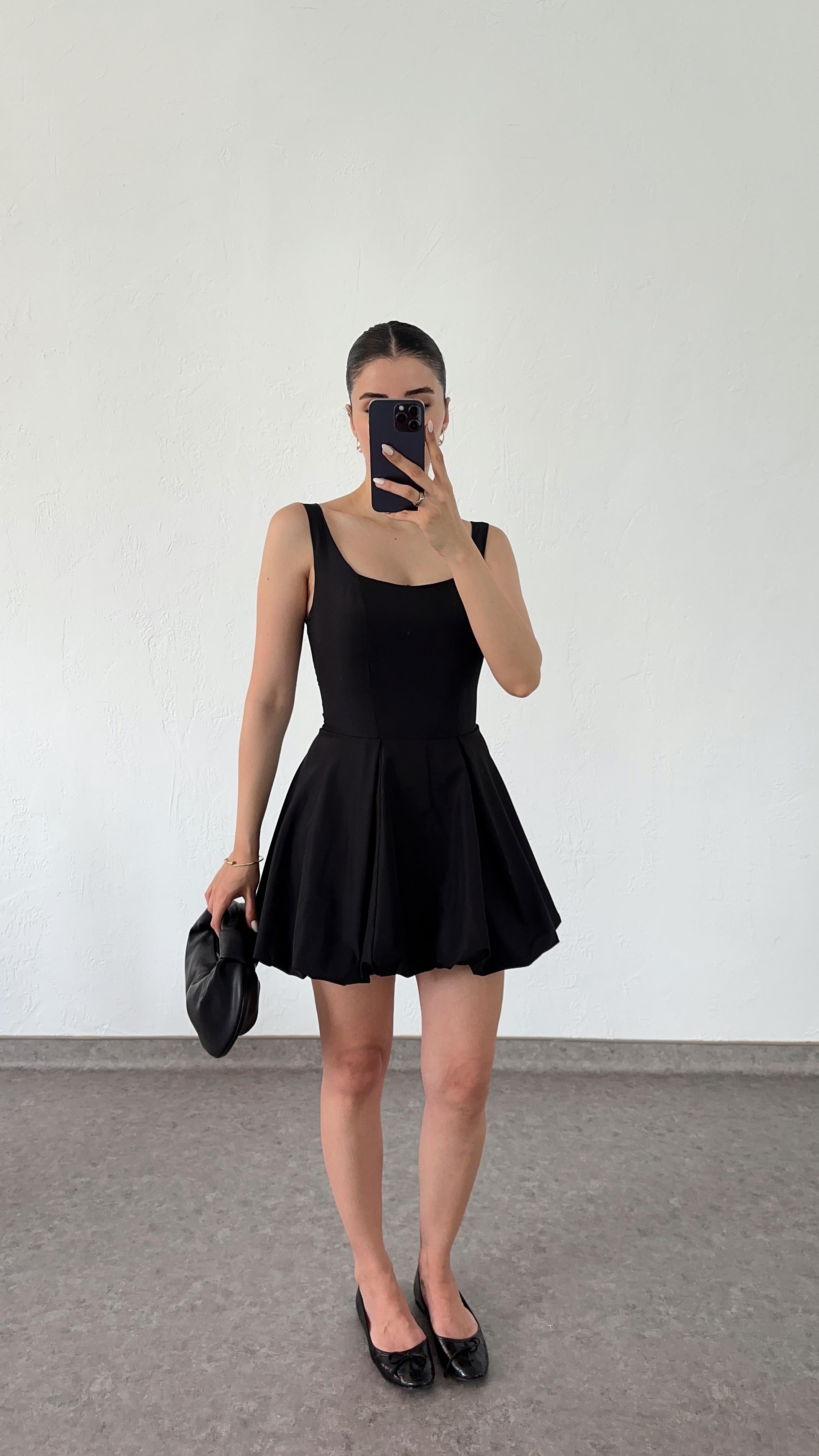 Balon Etekli Siyah Mini Elbise