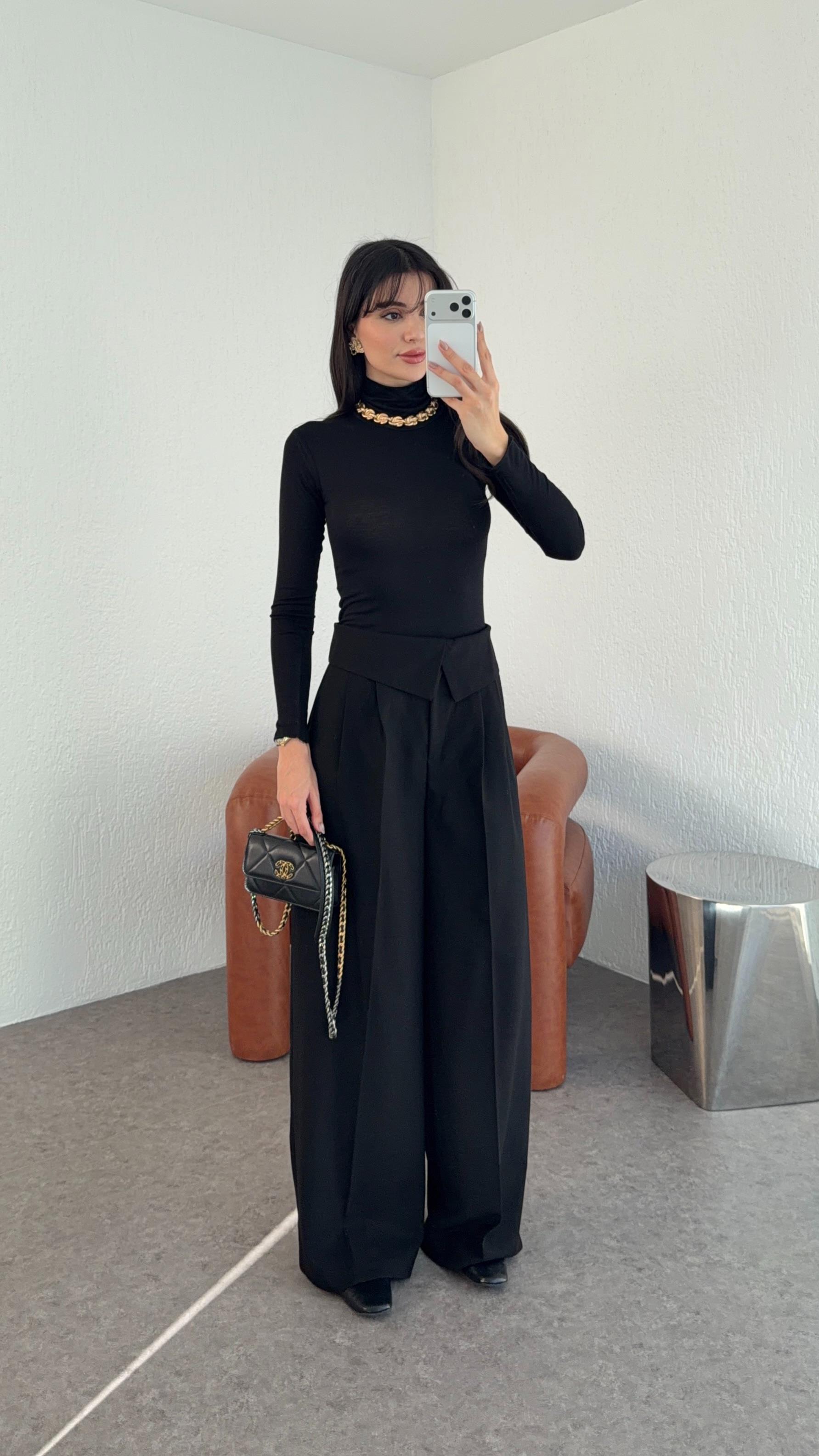 Bel Detaylı Siyah Palazzo