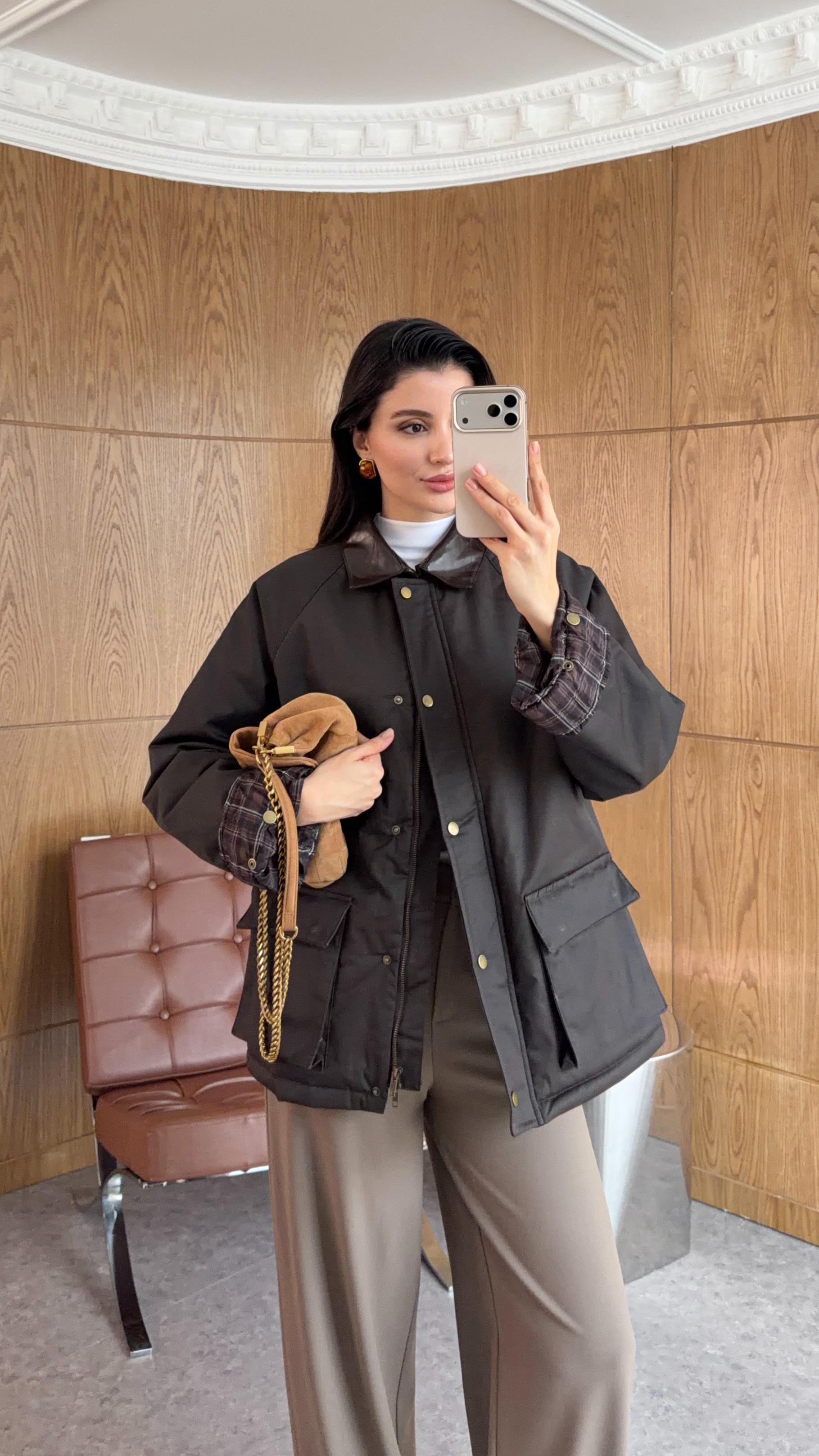 Ekose İç Detaylı Soğuk Haki Mumlu Mont