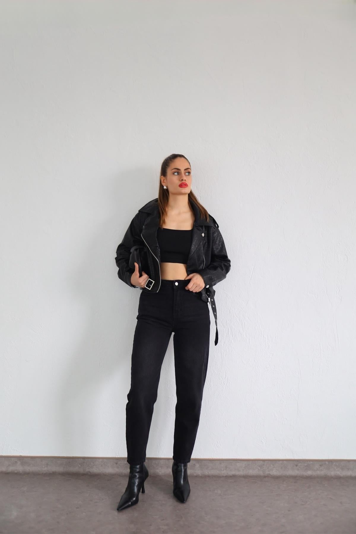 Eskitme Siyah Mom Jean