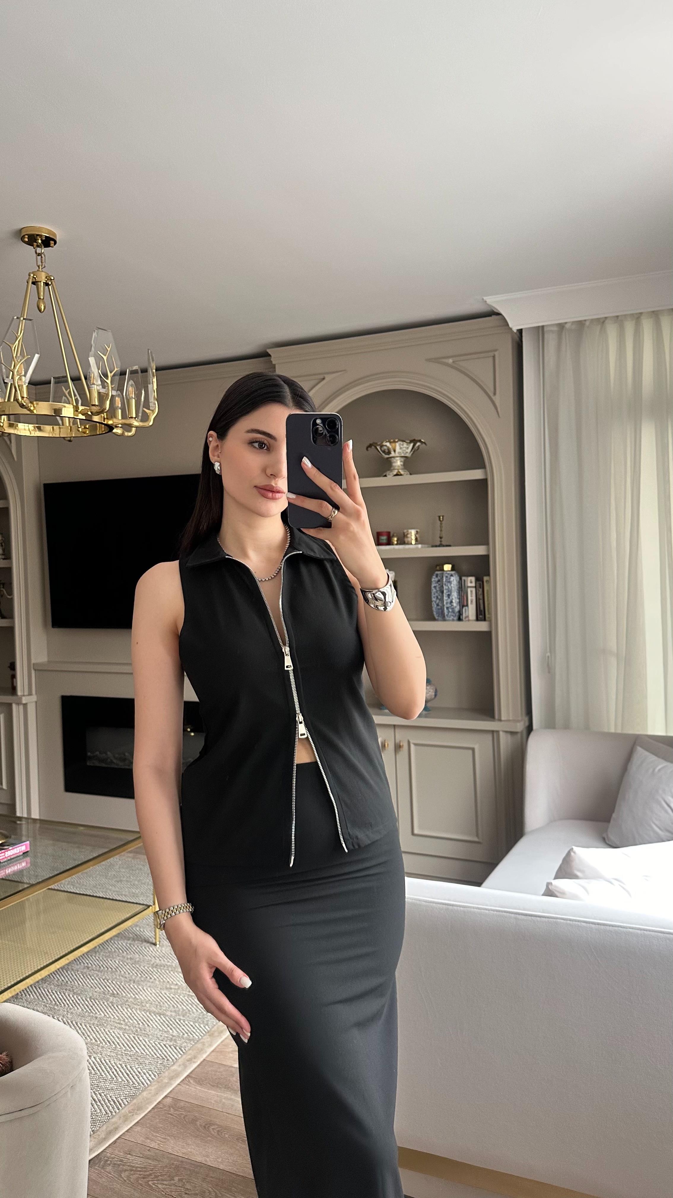 Fermuarlı Siyah Bluz