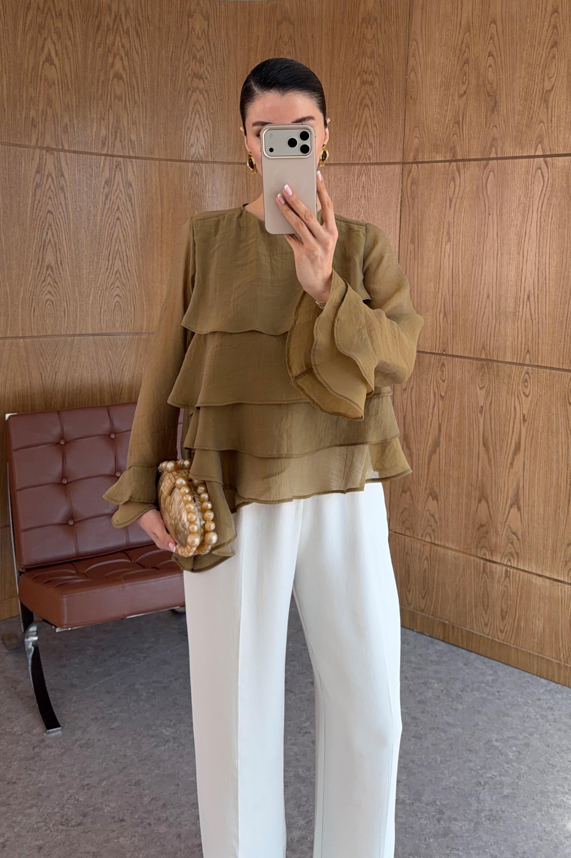 Fırfırlı Haki Bluz