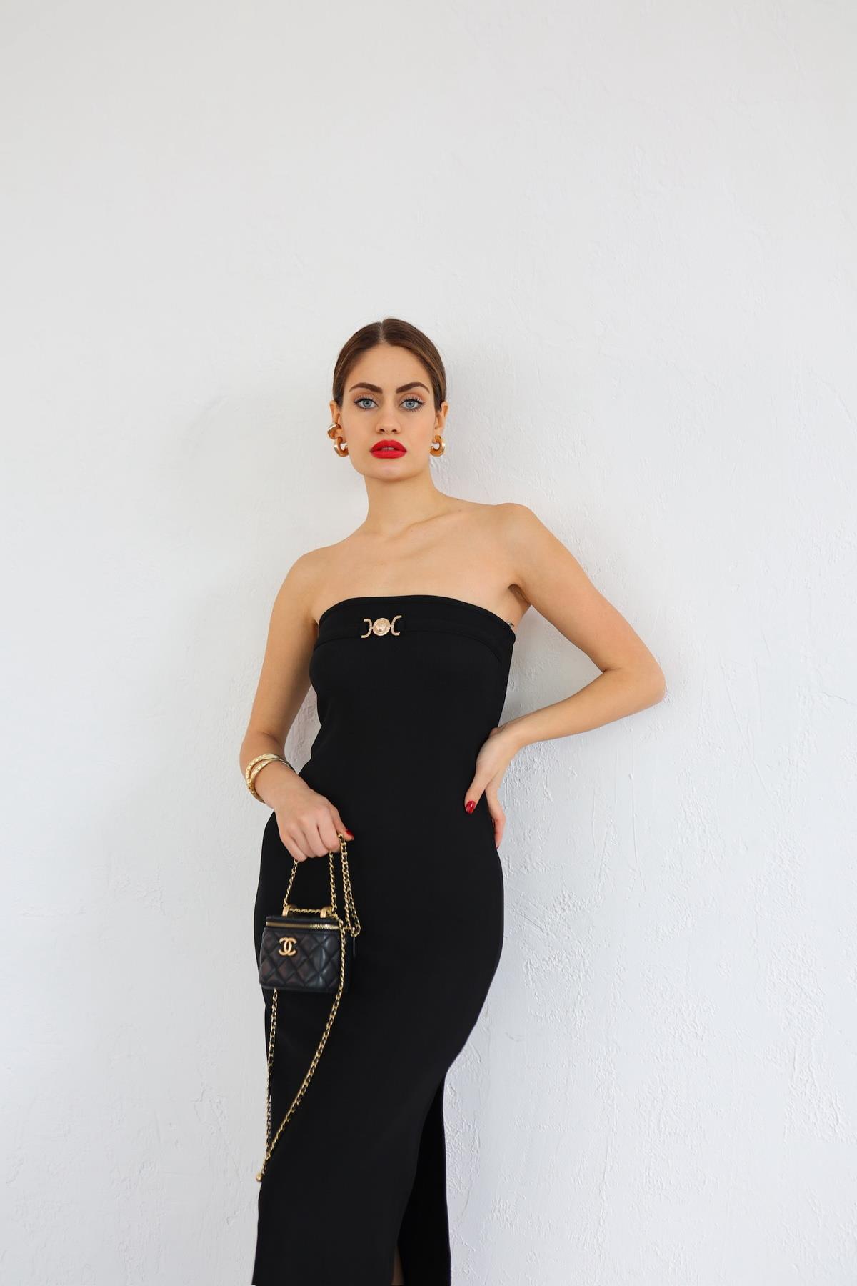 Gold Detaylı Siyah Elbise