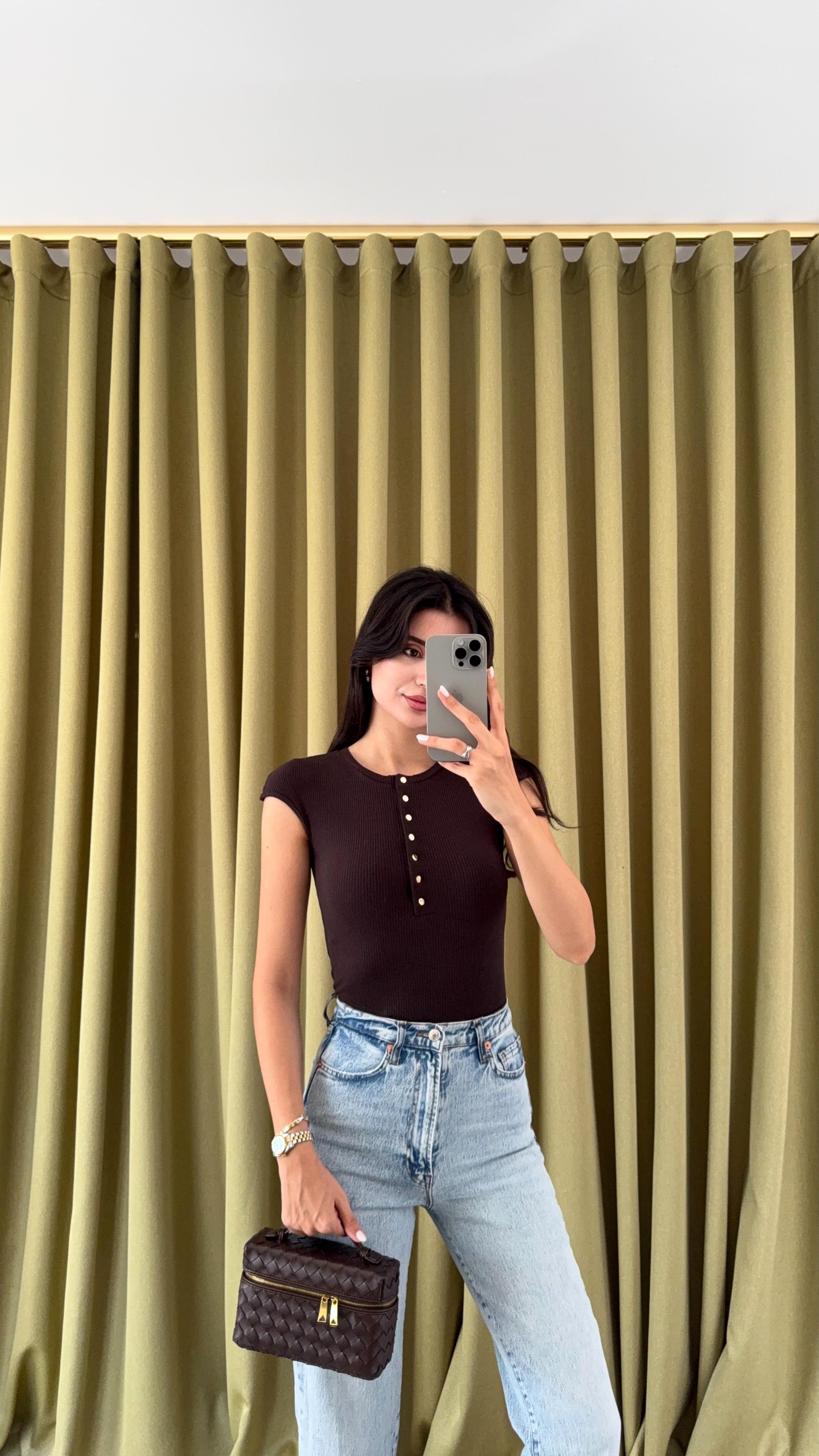 Gold Düğmeli T Kol Basic Acı Kahve Triko