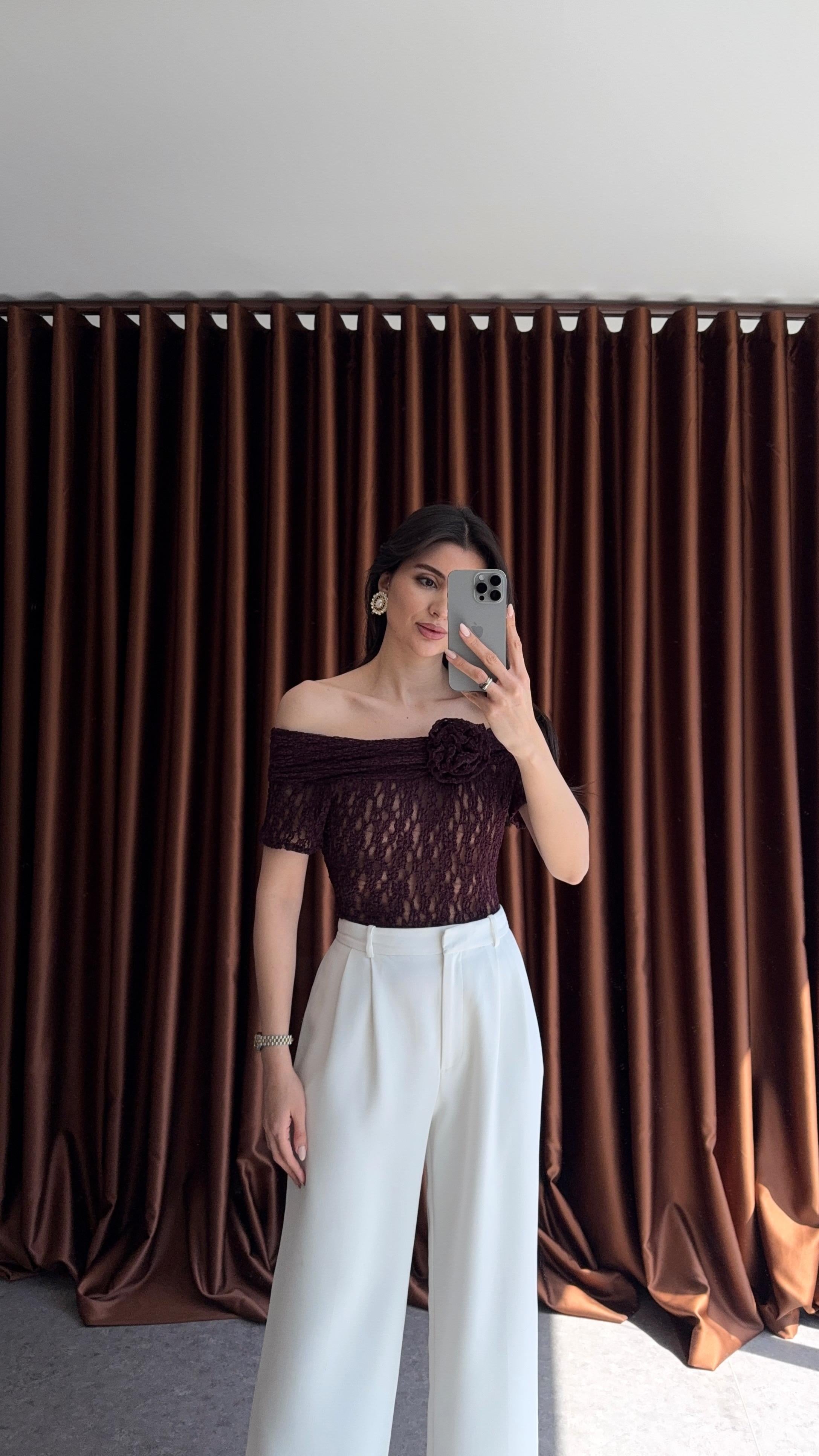 Güllü Transparan Bordo Bluz