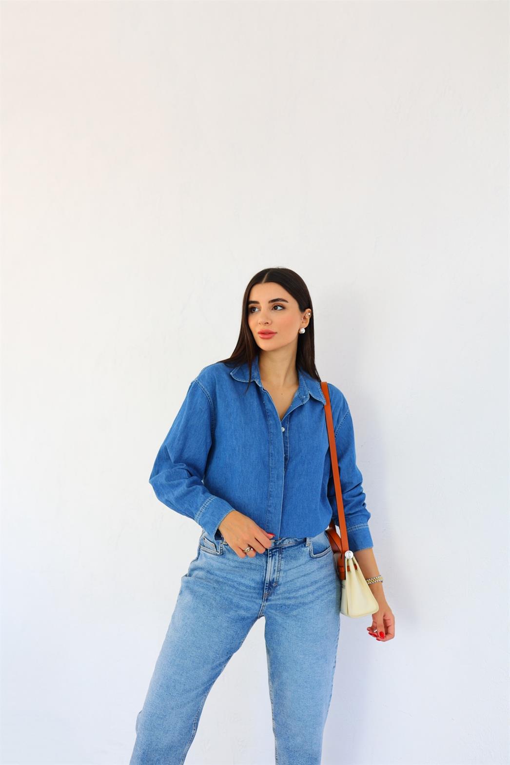 İnce Mavi Denim Gömlek