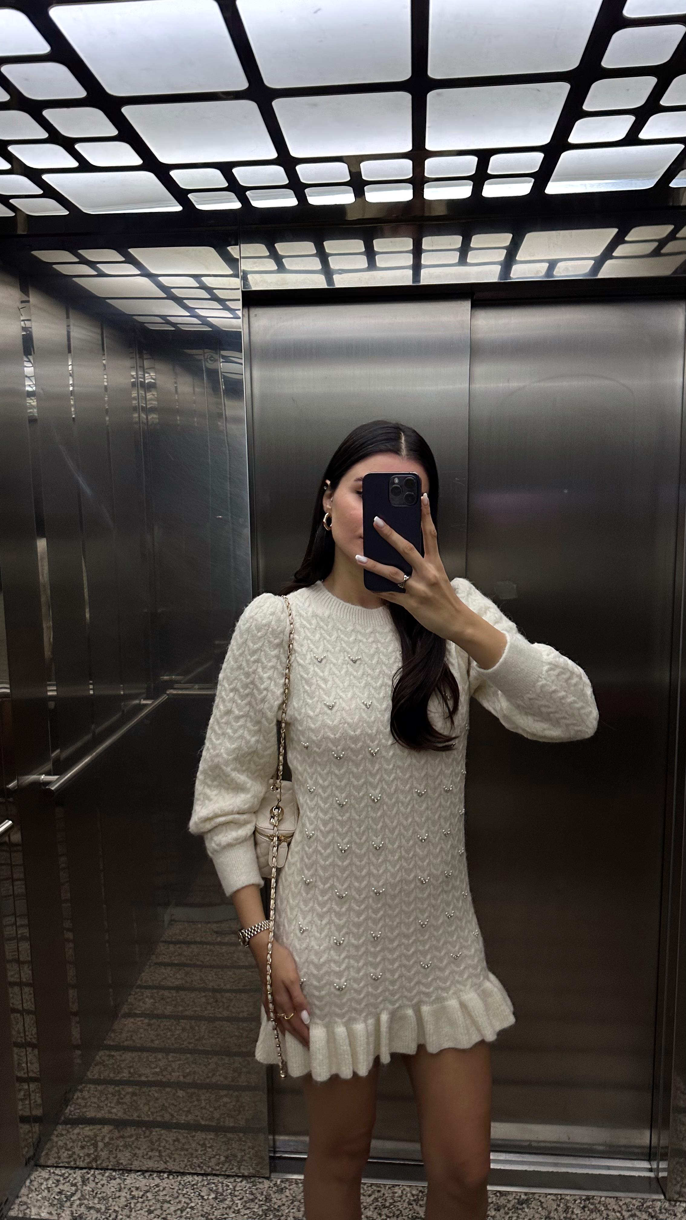 İncili Triko Elbise