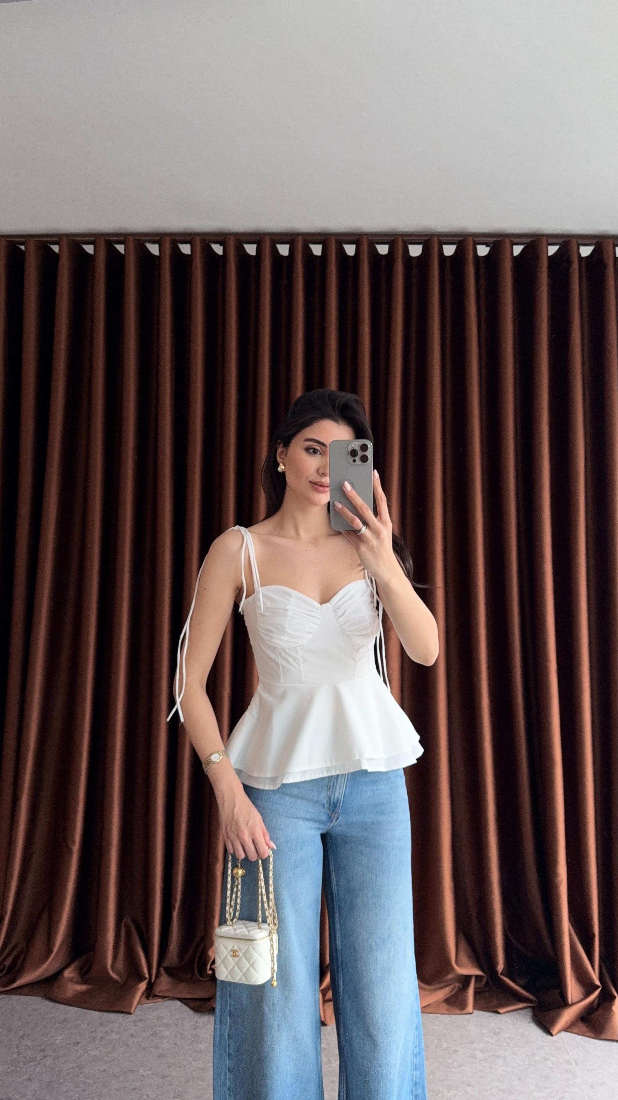İp Askı Beyaz Bluz