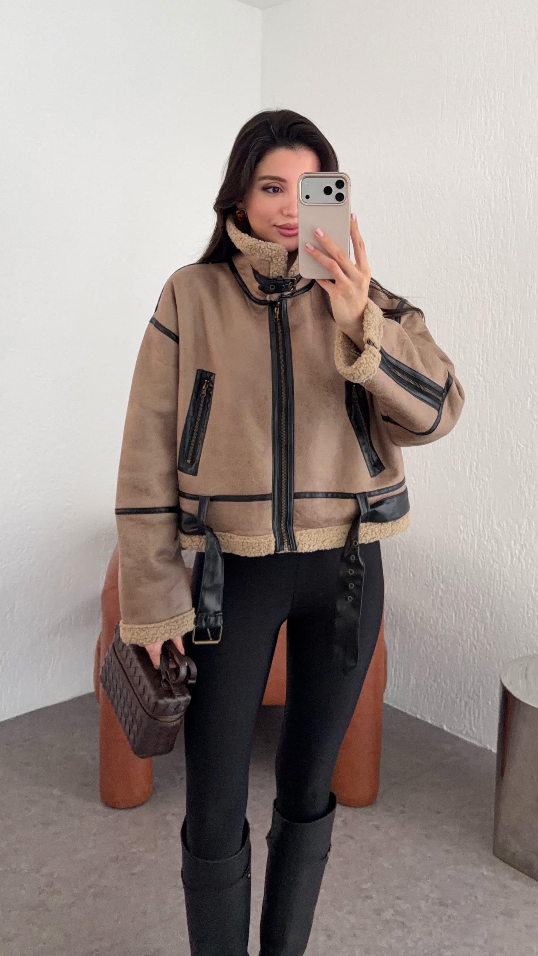 Kemerli Sütlü Kahve Deri Mont