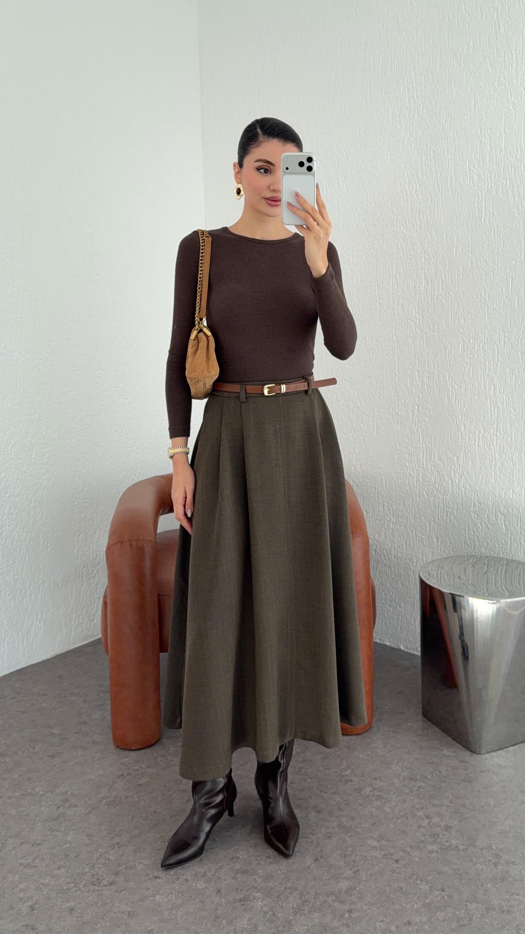 Kemerli Uzun Kahve Etek