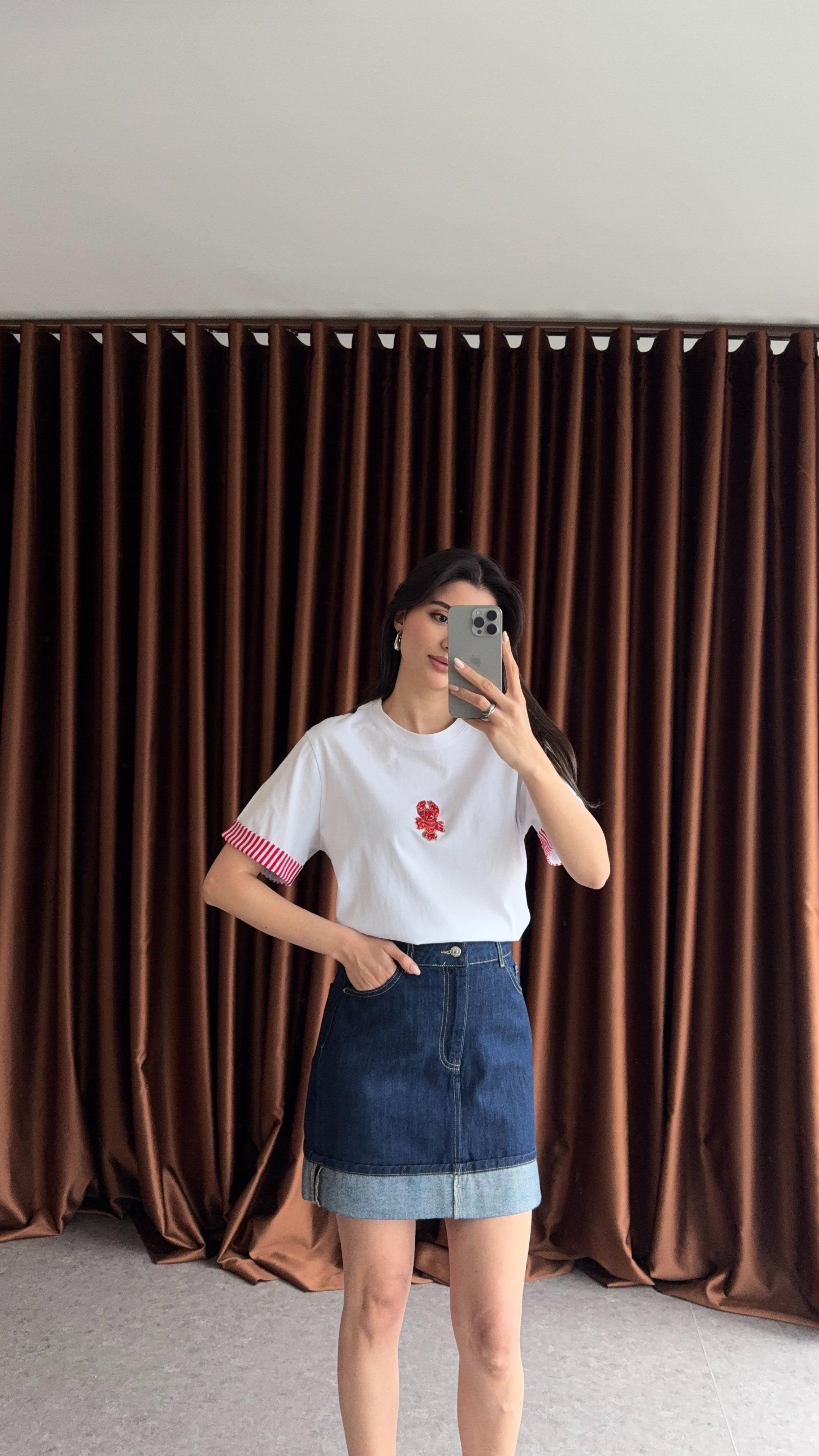 Kırmızı Kol Çizgili Taşlı Tshirt