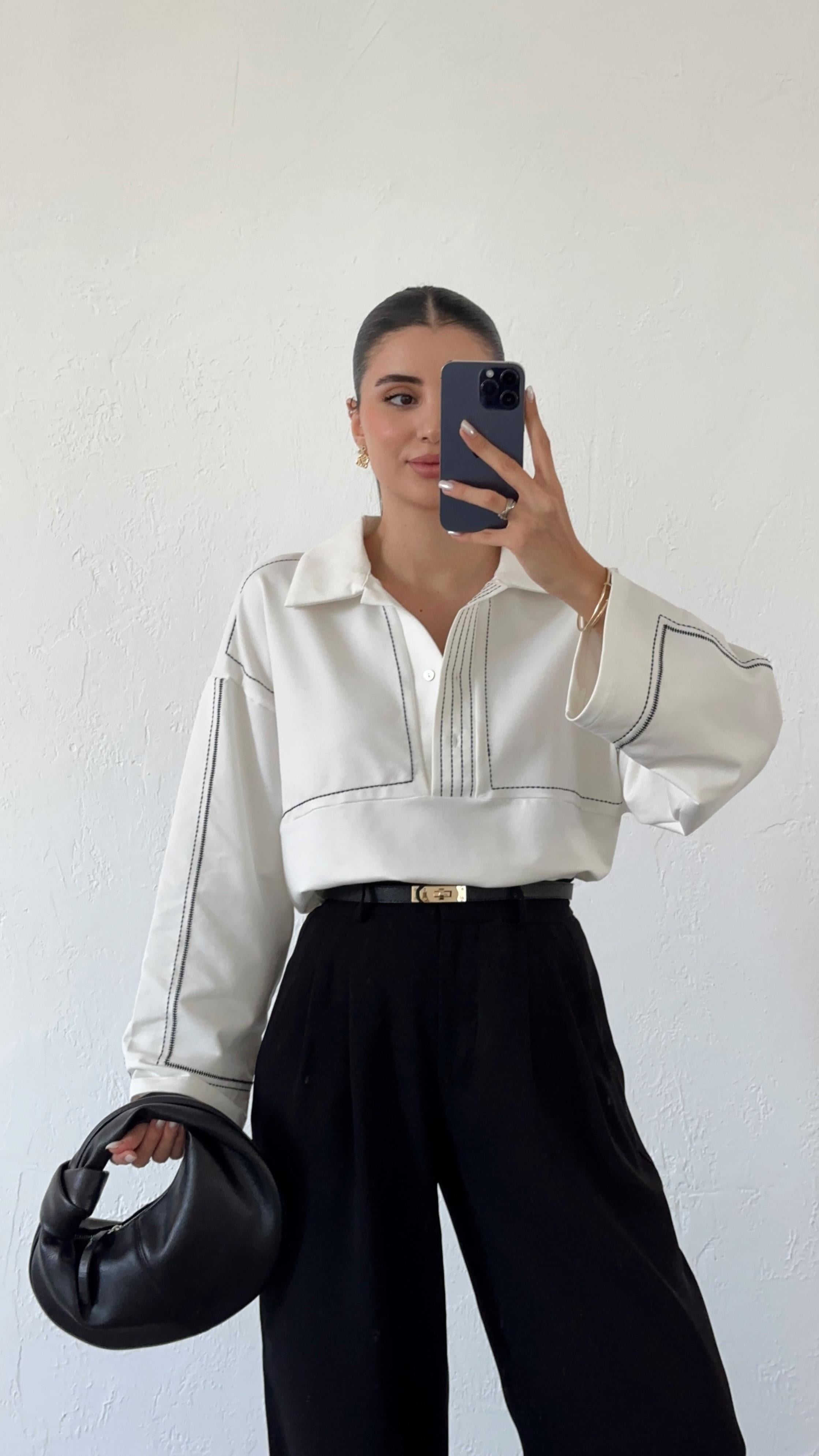 Kontrast Nakışlı Beyaz Sweat Gömlek