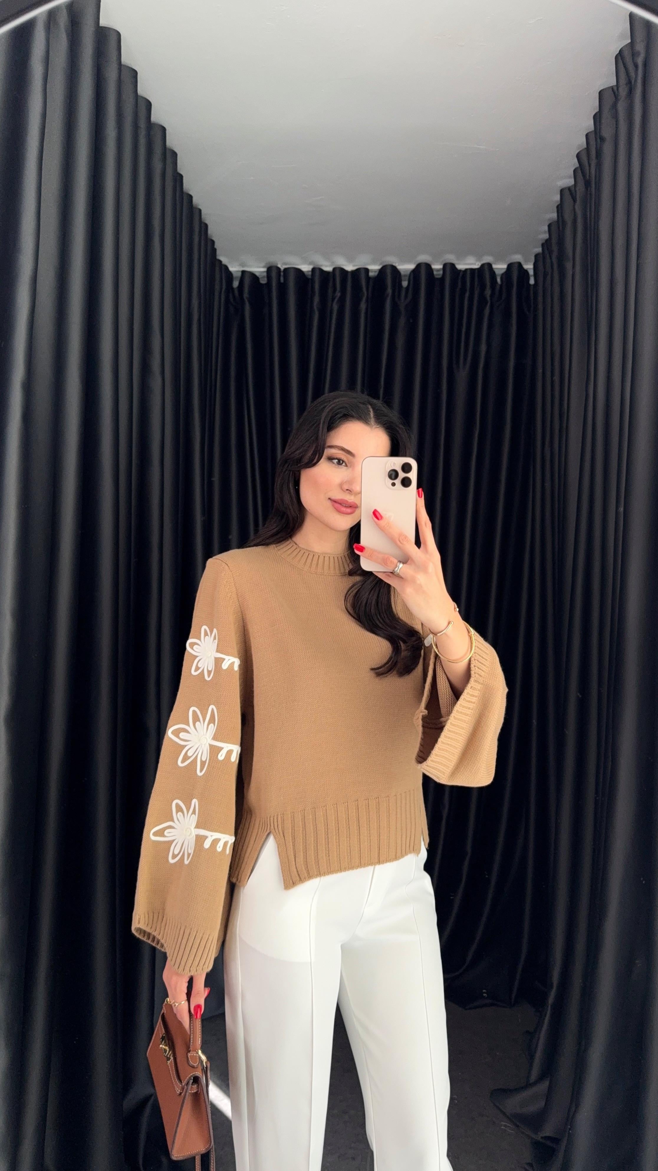 Kurdele Nakışlı Camel Kazak