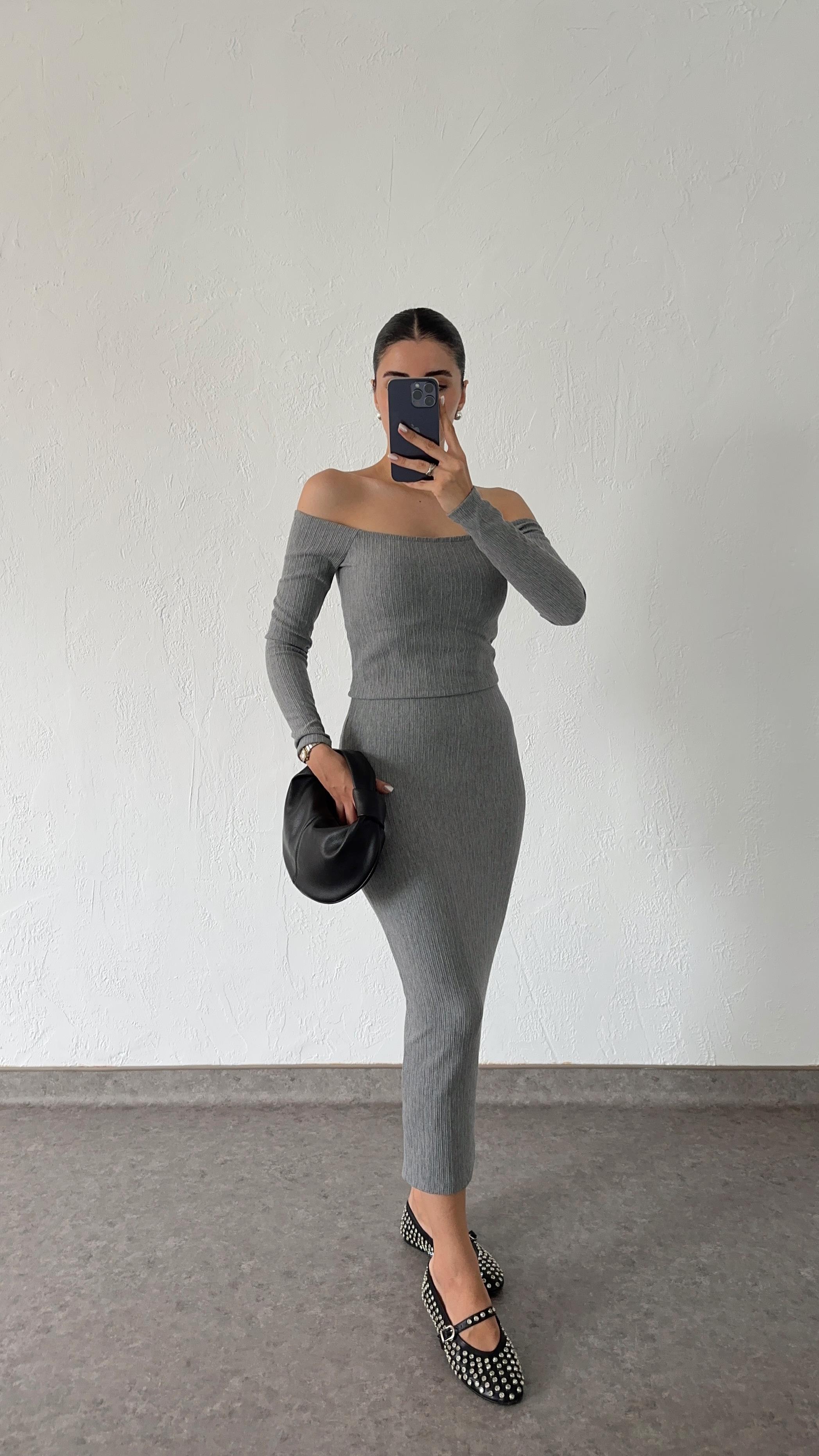 Madonna Yaka Gri Takım