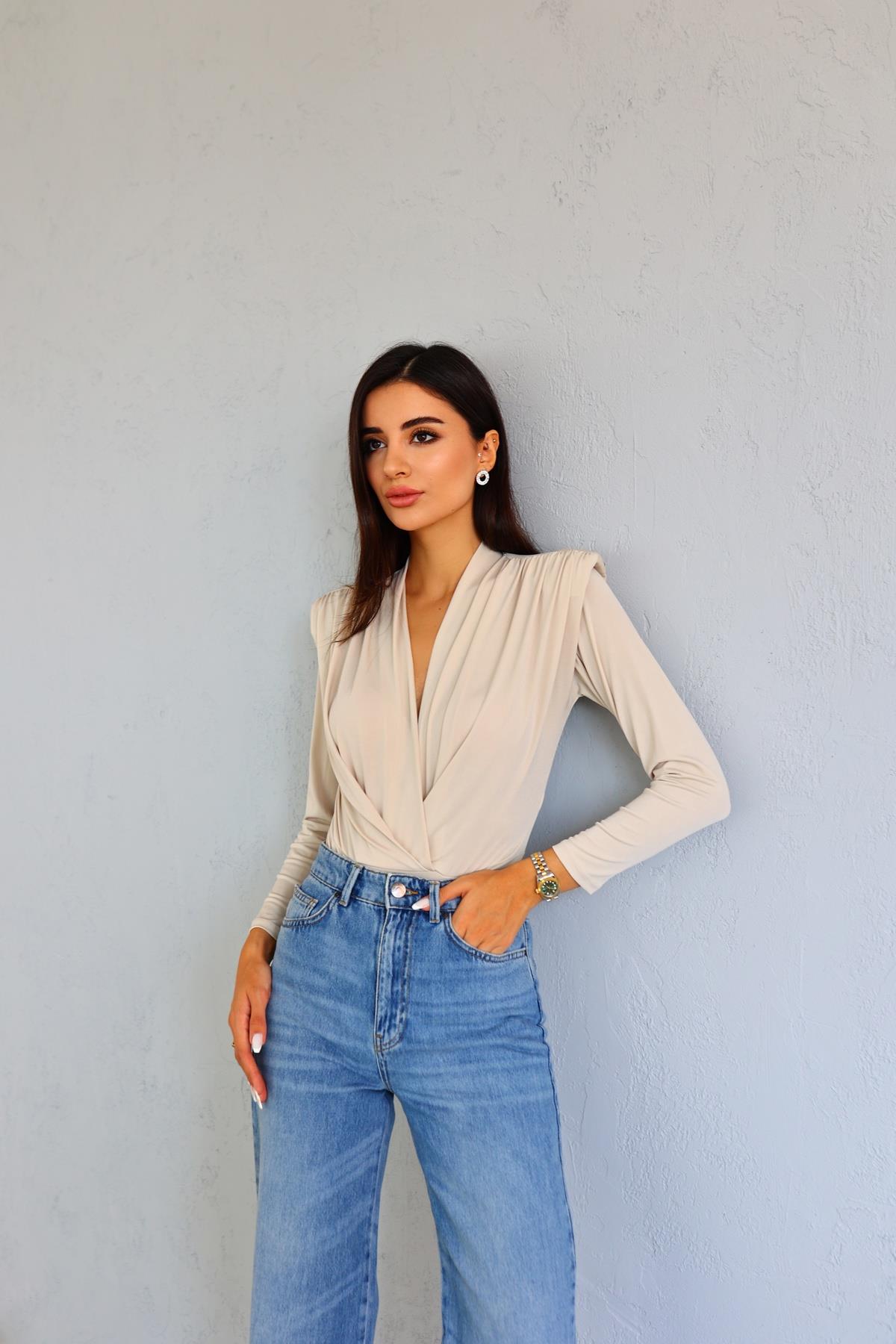 Miga Vatkalı Krem Bodysuit