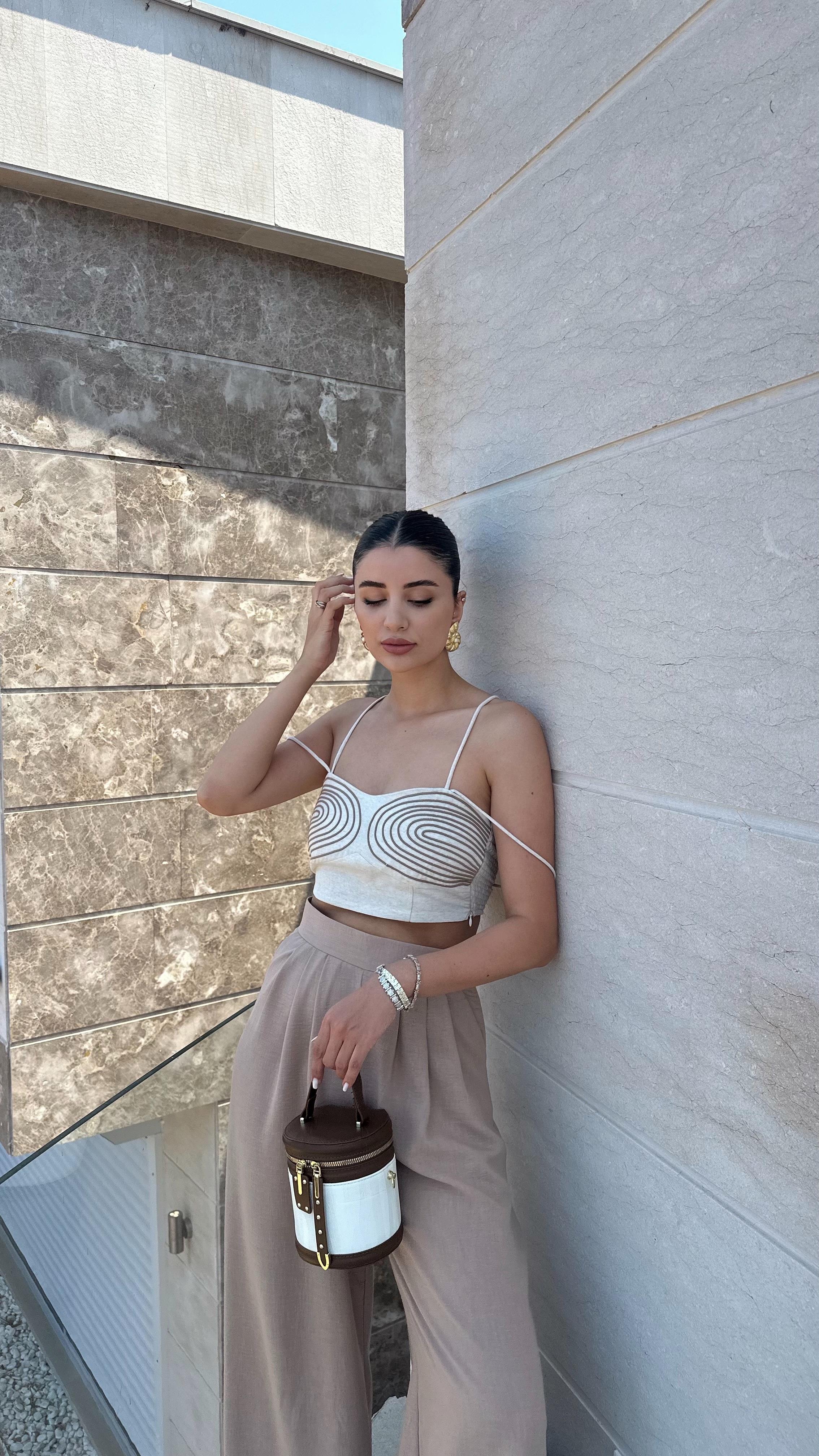 Nakışlı Crop