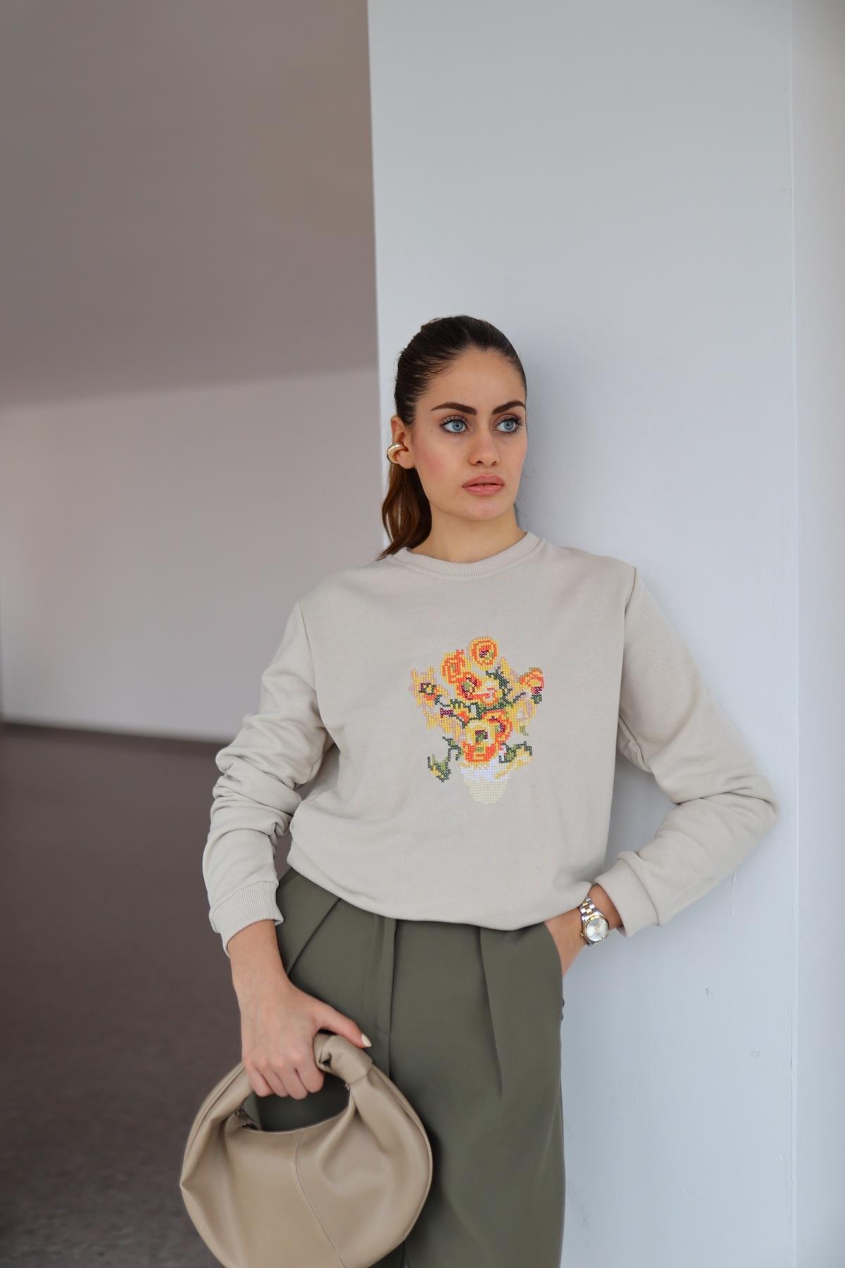 Nakışlı Vizon Sweat