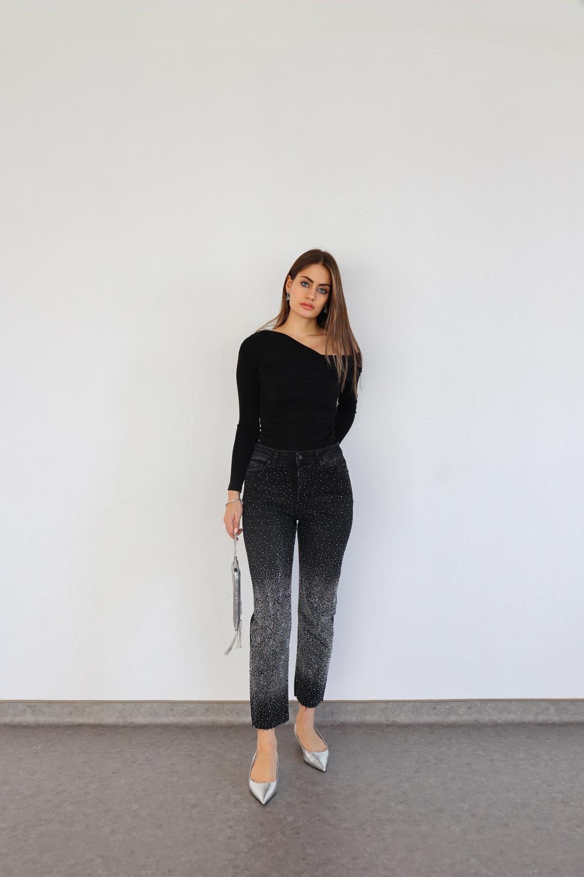 Ombre Taşlı Siyah Jean